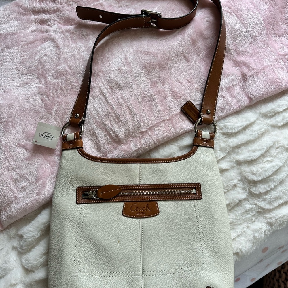 New Coach Crossbody but not in perfect condition (little stain)